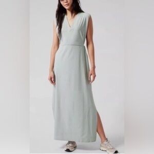 Athleta Marlow Maxi Dres Size Medium Coast Gray Featherweight Stretch & Pockets
